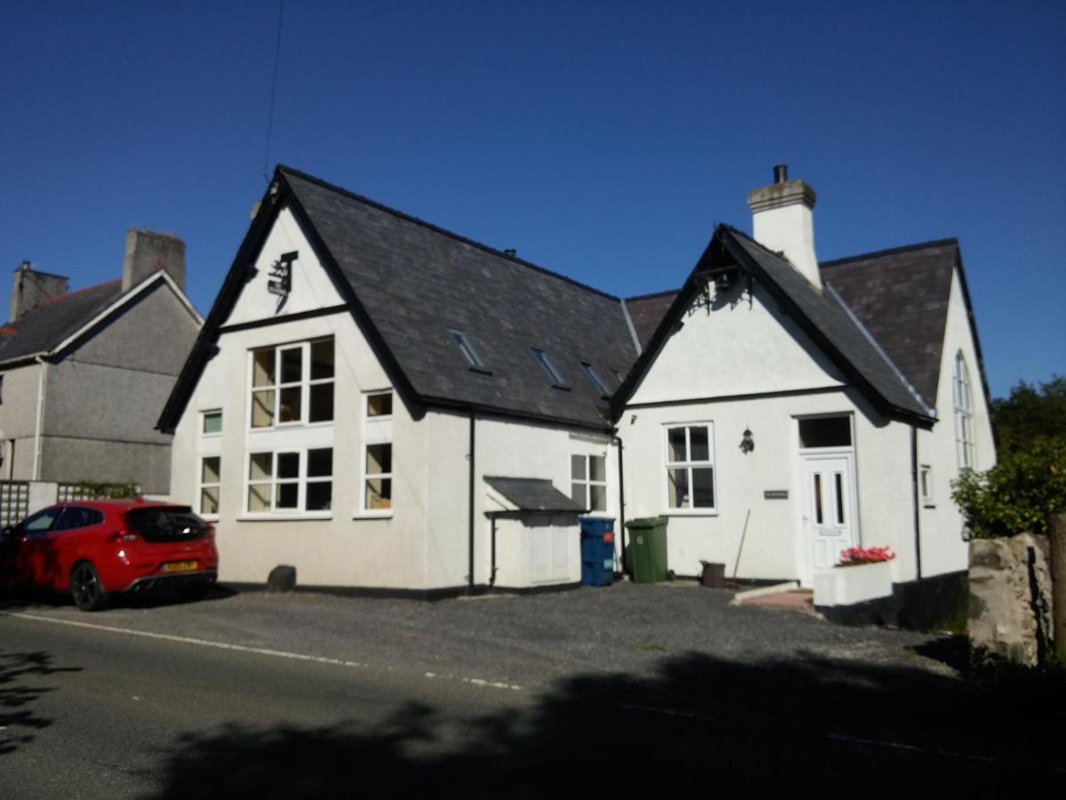 The Old School Caeathro, Snowdon, Eryri And Yr Wydffa Cottages 카나번 외부 사진