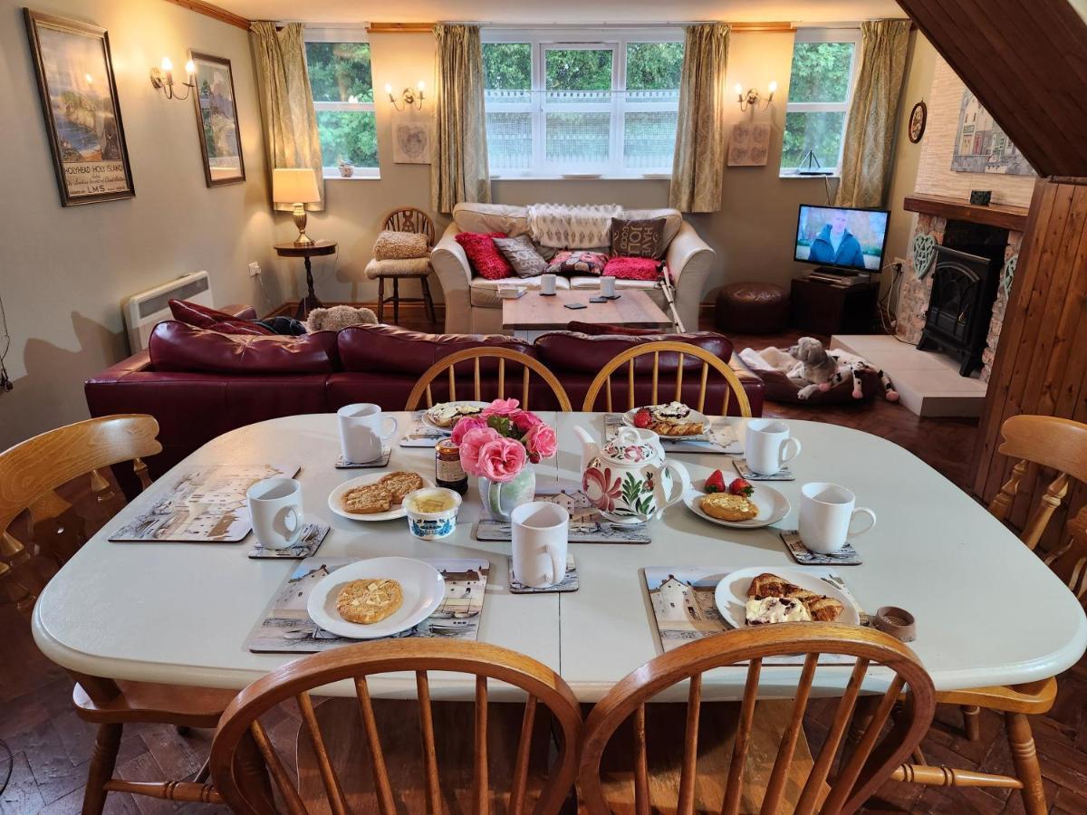 The Old School Caeathro, Snowdon, Eryri And Yr Wydffa Cottages 카나번 외부 사진