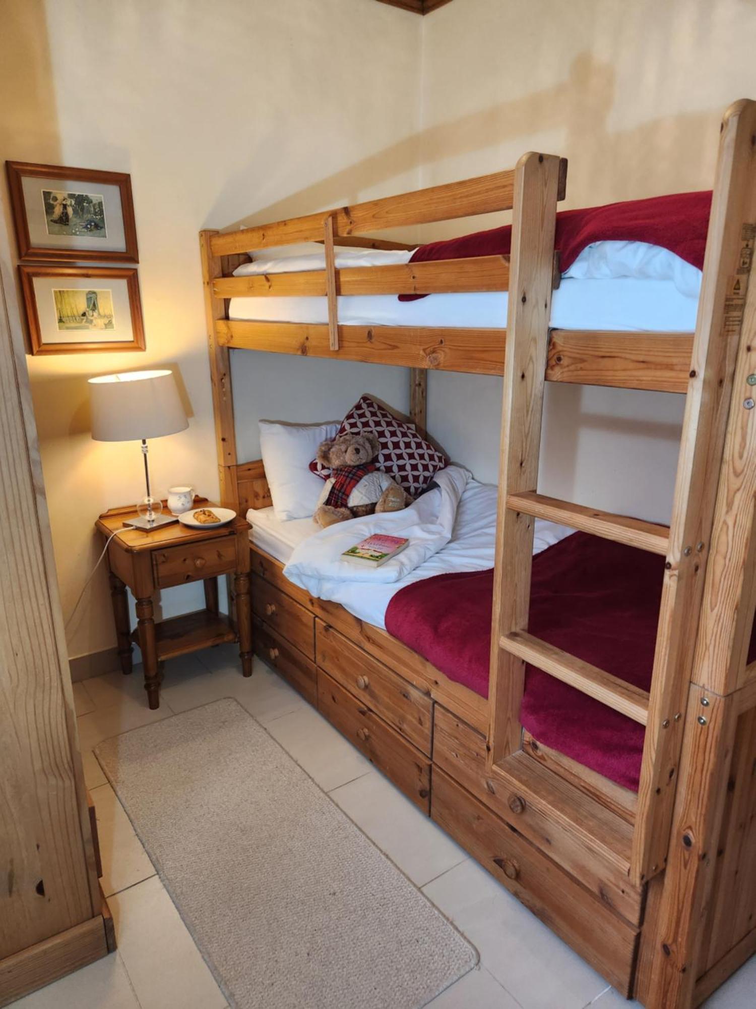 The Old School Caeathro, Snowdon, Eryri And Yr Wydffa Cottages 카나번 객실 사진